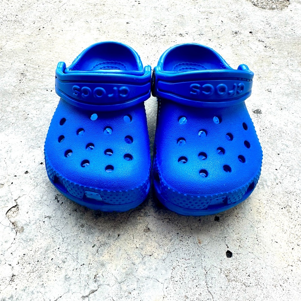 Toddler Crocs, Size 6C